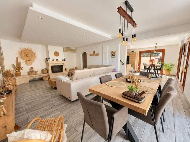 Villa 3 chambres avec piscine — photo du bien