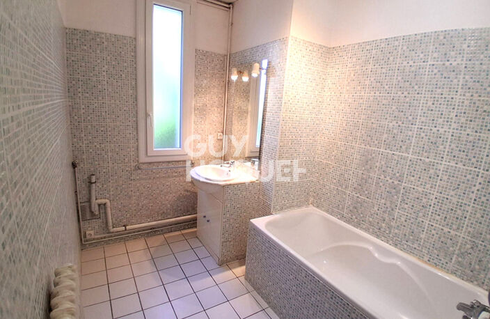 Appartement Saint Cyr Sur Loire 4 pièces — photo 5