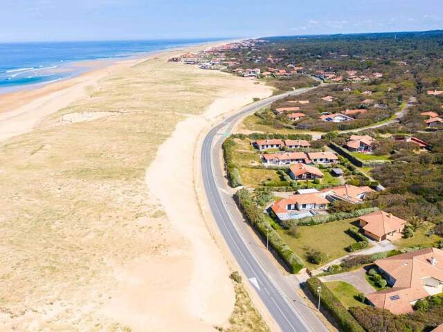 HOSSEGOR – Entre lac et océan – Villa de plain-pied en bord de dune — photo du bien