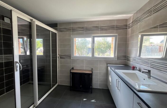 Rénovation récente, 145 m² de dépendances et potentiel exceptionnel ! — photo 4