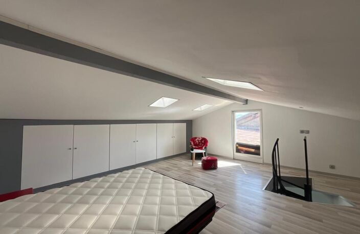 Rénovation récente, 145 m² de dépendances et potentiel exceptionnel ! — photo 5