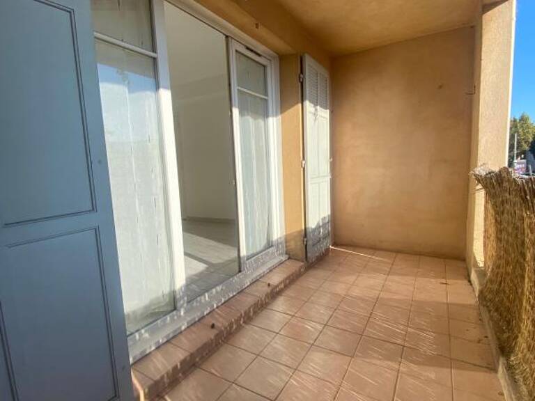 Appartement T2 centre ville Terrasse Cave Garage — photo 1