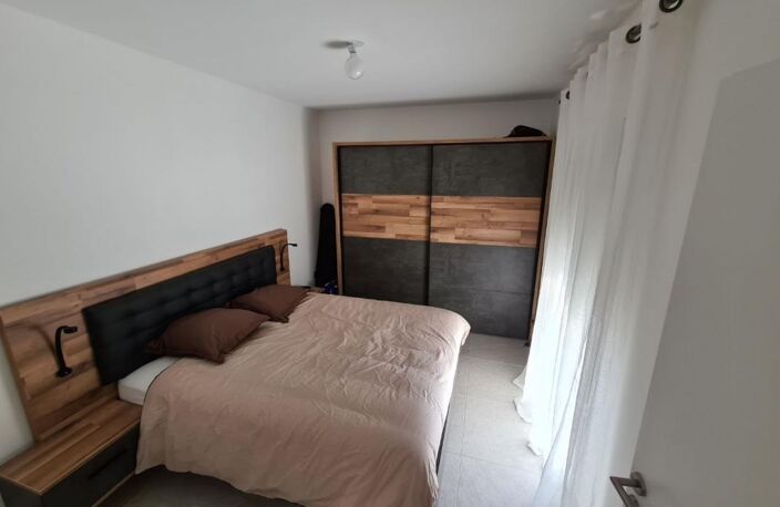 Appartement À Louer T2 Saint mandrier — photo 4