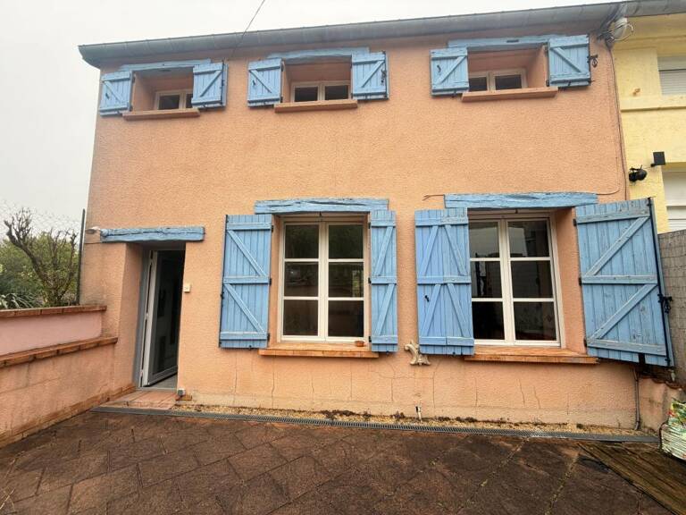 Maison À Vendre — photo 1