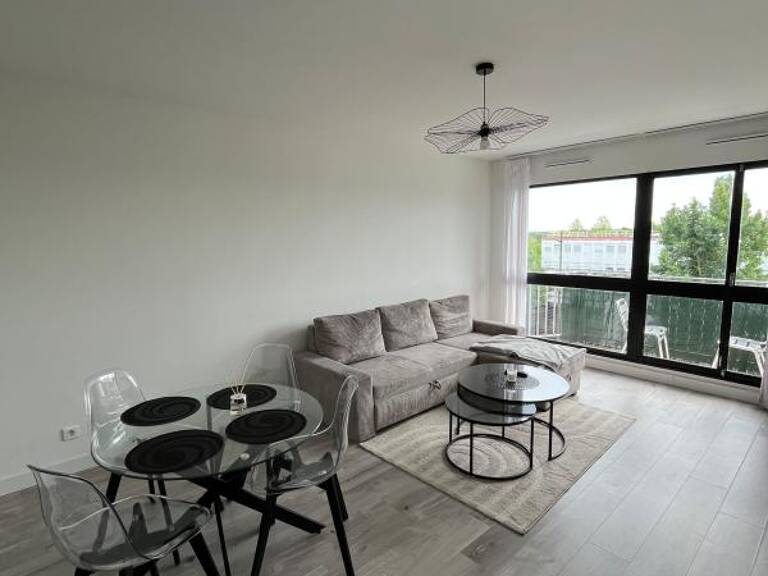 Appartement À Louer — photo 1