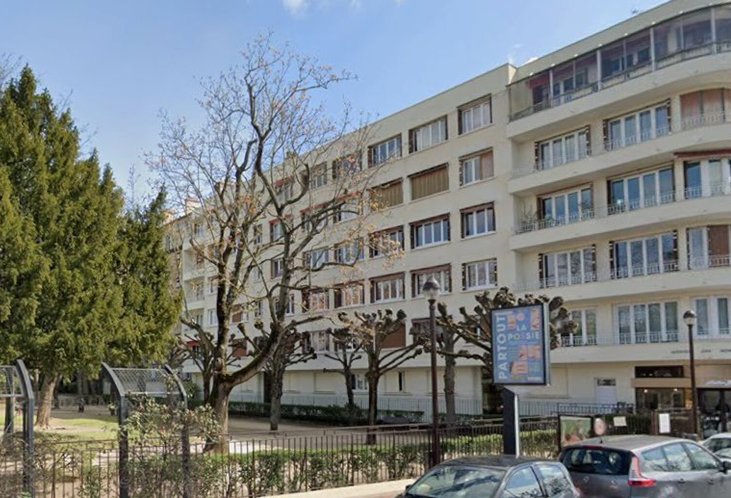 Appartement À Louer — photo 1