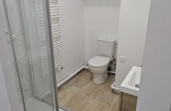 Appartement À Louer — photo 2
