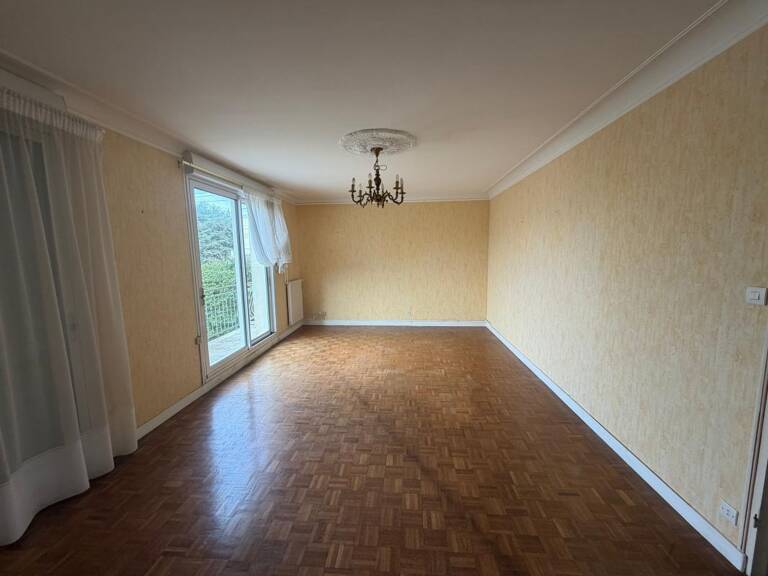 Brest - Maison T5 mitoyenne avec travaux - Rive droite — photo 1