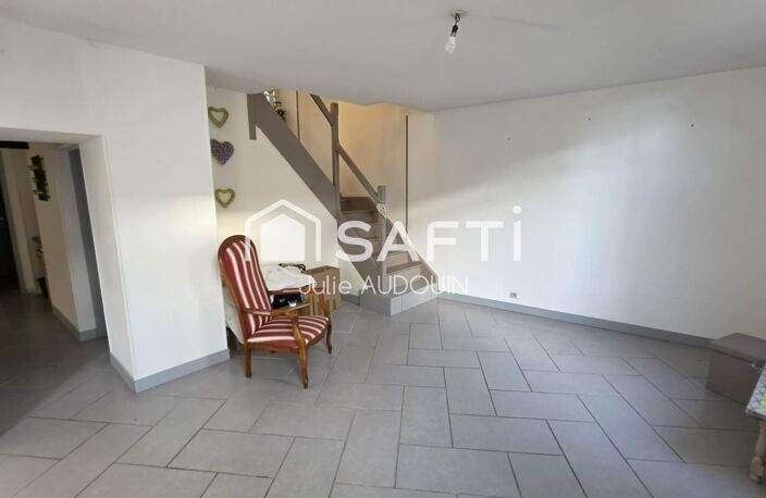 Cœur d'Aulnay-de-Saintonge  Charmante maison de ville de 114 m² avec cour et dépendance — photo 5