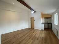 Appartement À Louer- Place Salengro — photo 2