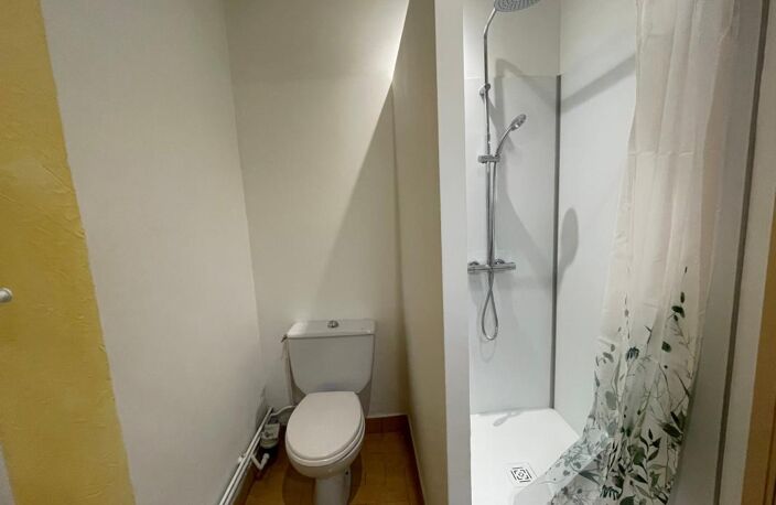 Appartement À Louer- Place Salengro — photo 5