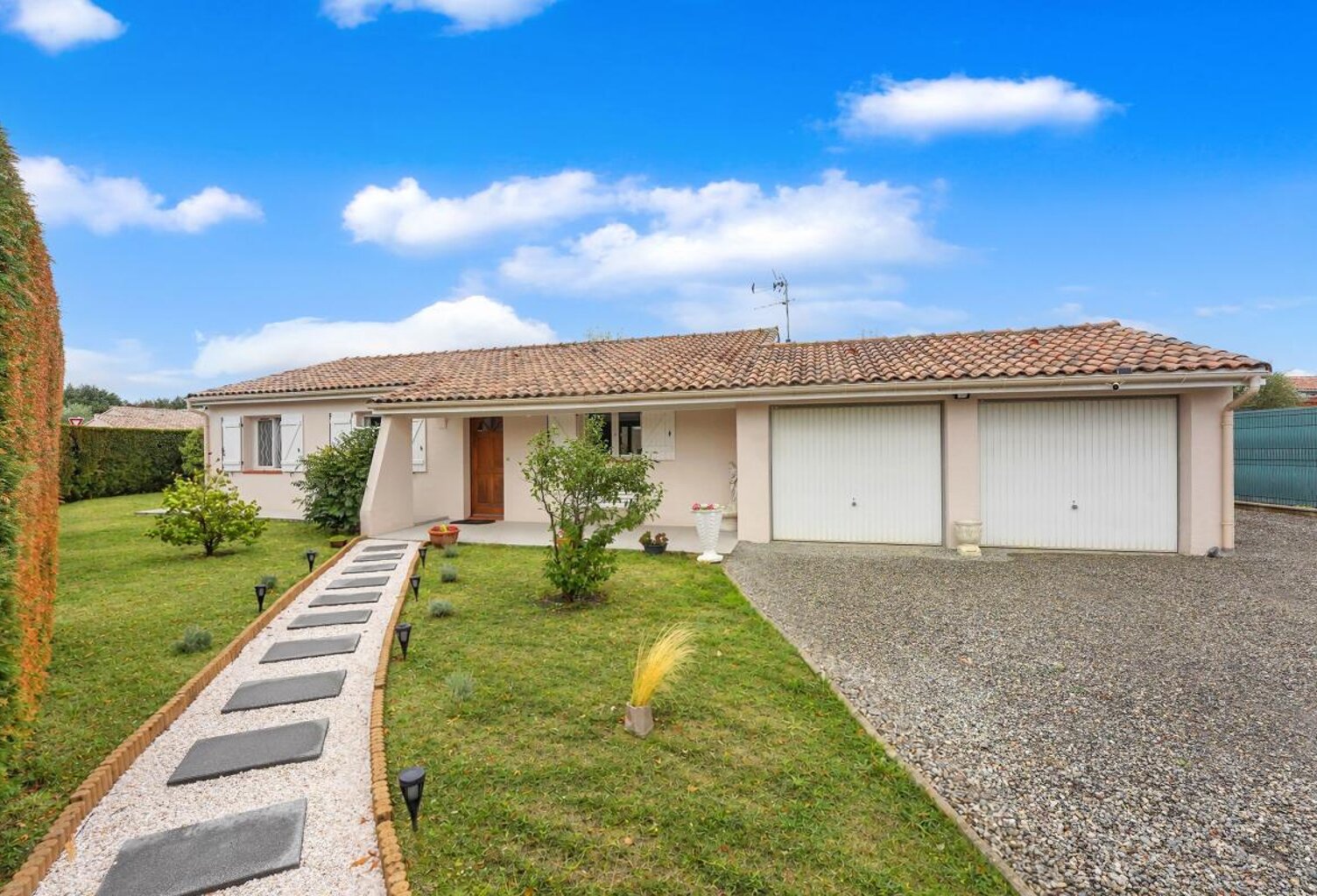 Maison À Vendre — photo 1