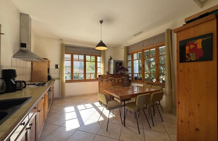 Maison de charme avec jardin arboré de 432m² et atelier de 90m² — photo 2