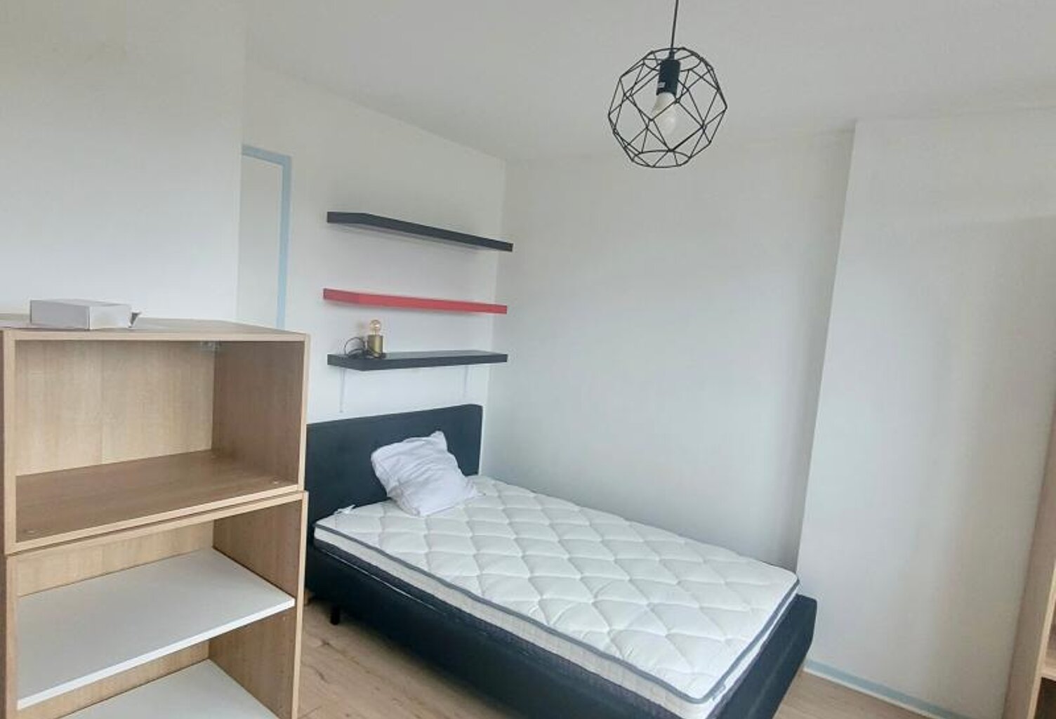 LOCATION : appartement F1 (19 m² Carrez) à NANTES — photo 1
