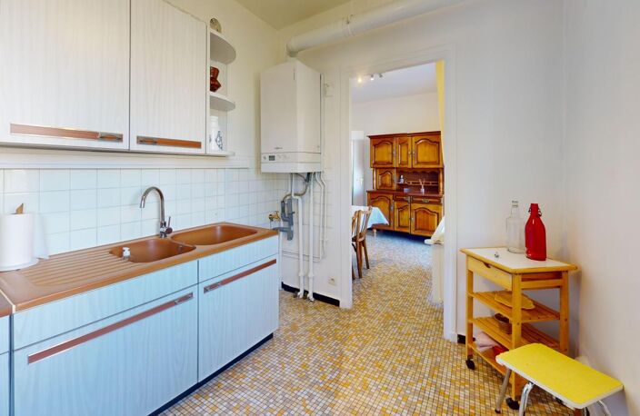 Appartement T3 de 77 m² À Vendre avec balcon, cave et box fermé inclus — photo 4