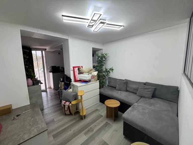 Studio de 23,58 m2 à louer — photo 1
