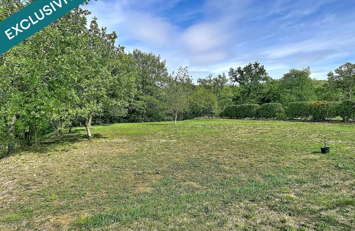 Maison de plain pied sur une  parcelle 647 m2 + 1 parcelle  constructible de 907 m2 — photo 3