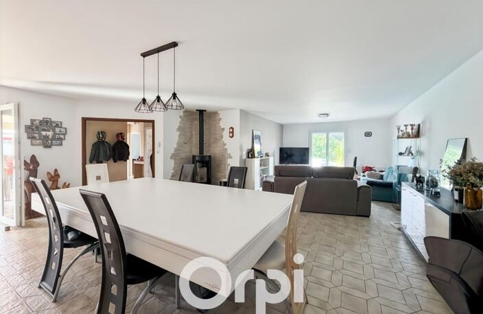 Jard-sur-Mer – Exclusivité – Maison 146 m² avec dépendance, piscine chauffée, terrain 1 350 m² — photo 2