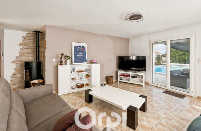 Jard-sur-Mer – Exclusivité – Maison 146 m² avec dépendance, piscine chauffée, terrain 1 350 m² — photo 3