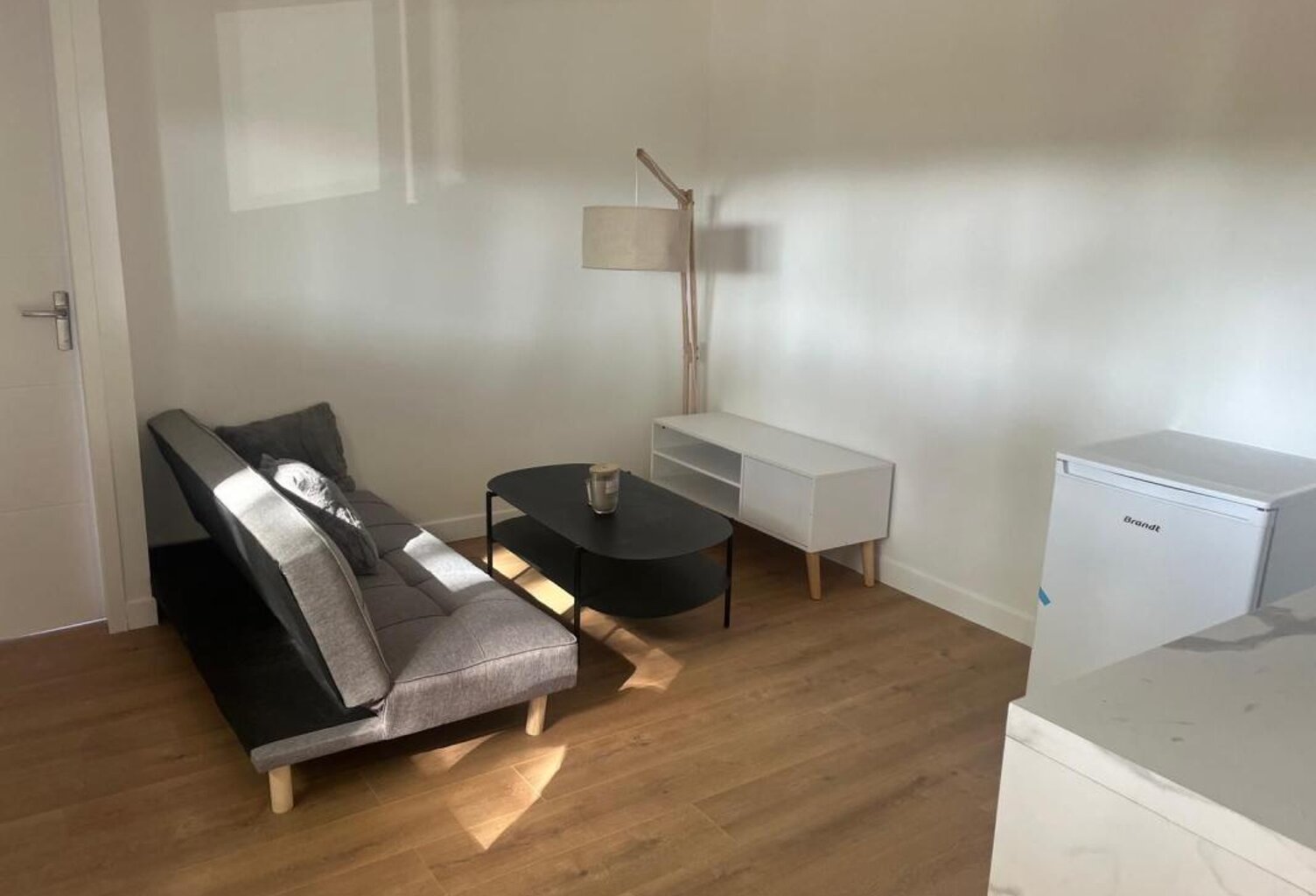 Appartement À Louer — photo 1