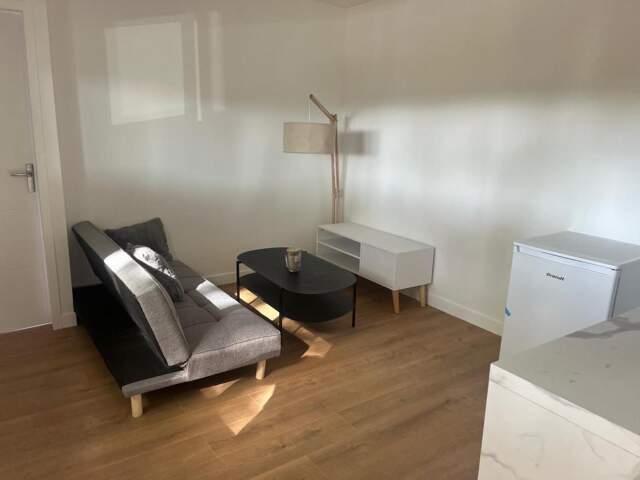 Appartement À Louer — photo du bien