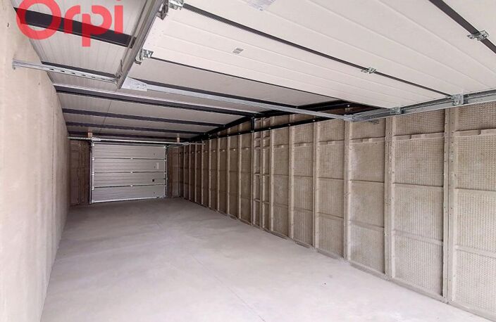 Parking / box Monnaie 38 m² — photo 3