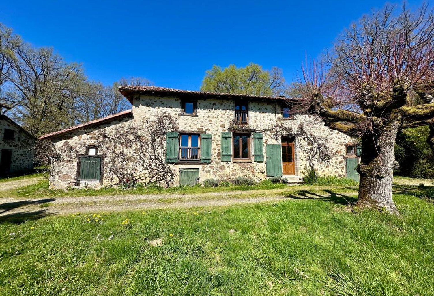 🏡 Maison de campagne à Saint-Just-le-Martel 🌿 — photo 1