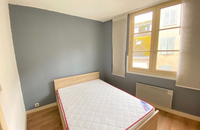 🏡 À LOUER – T1 BIS MEUBLÉ EN HYPER CENTRE-VILLE DE LIMOGES — photo 5