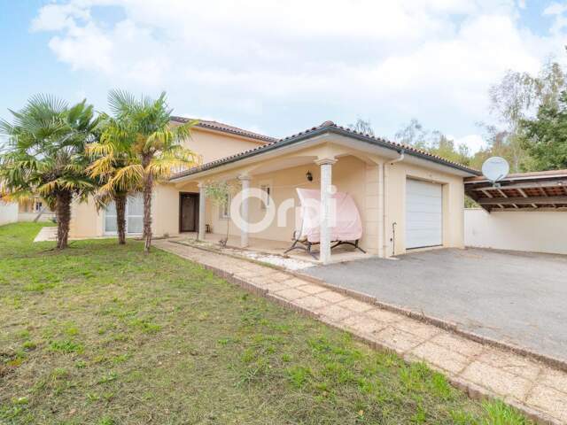 Maison À Vendre — photo du bien