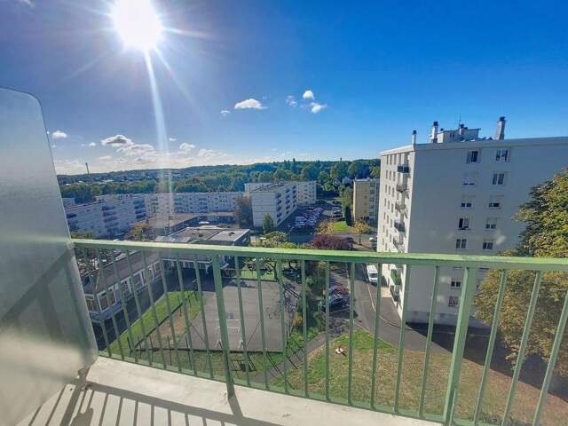 Appartement À Vendre — photo du bien