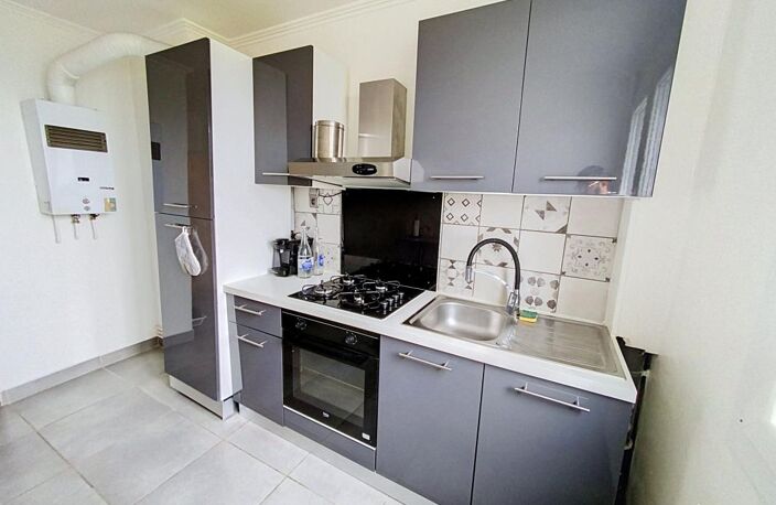 Appartement À Vendre dans résidence avec ascenseur et gardien — photo 4