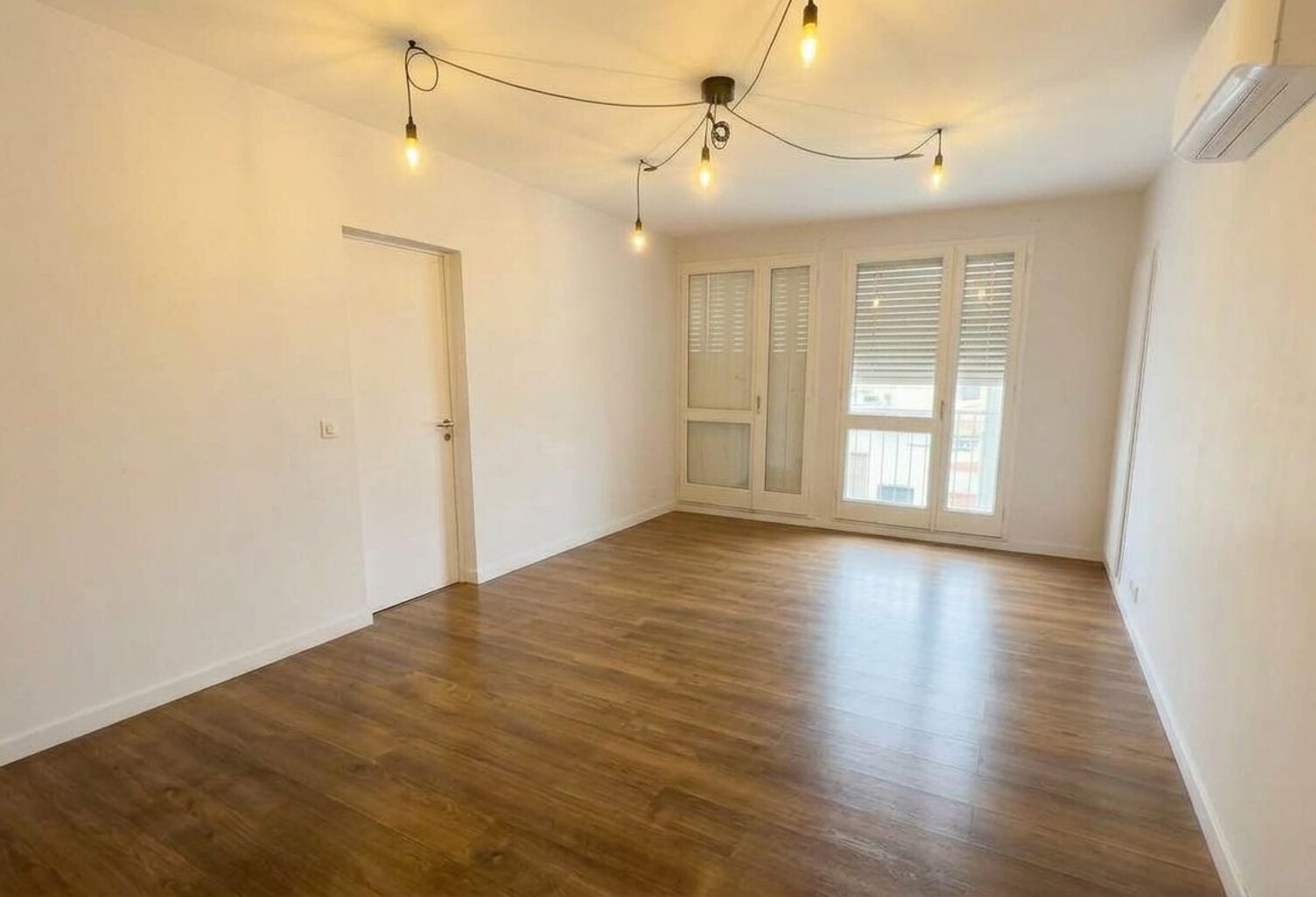 À VENDRE – Appartement T3 de 65 m² avec balcon et cave — photo 1