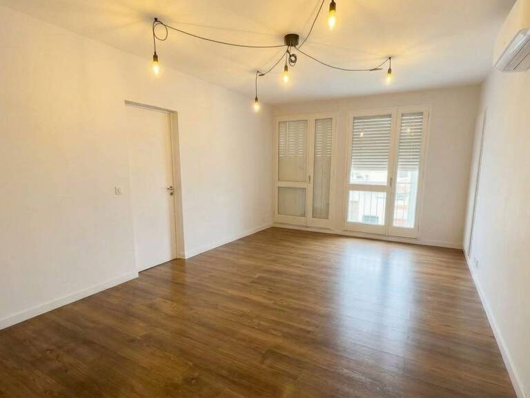 À VENDRE – Appartement T3 de 65 m² avec balcon et cave — photo 1