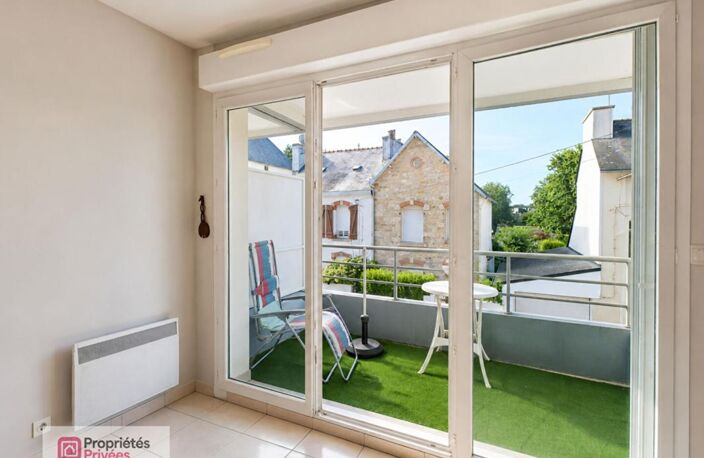 RARE SUR QUIMPER : T3 AVEC BALCON, GARAGE ET ASCENSEUR — photo 2