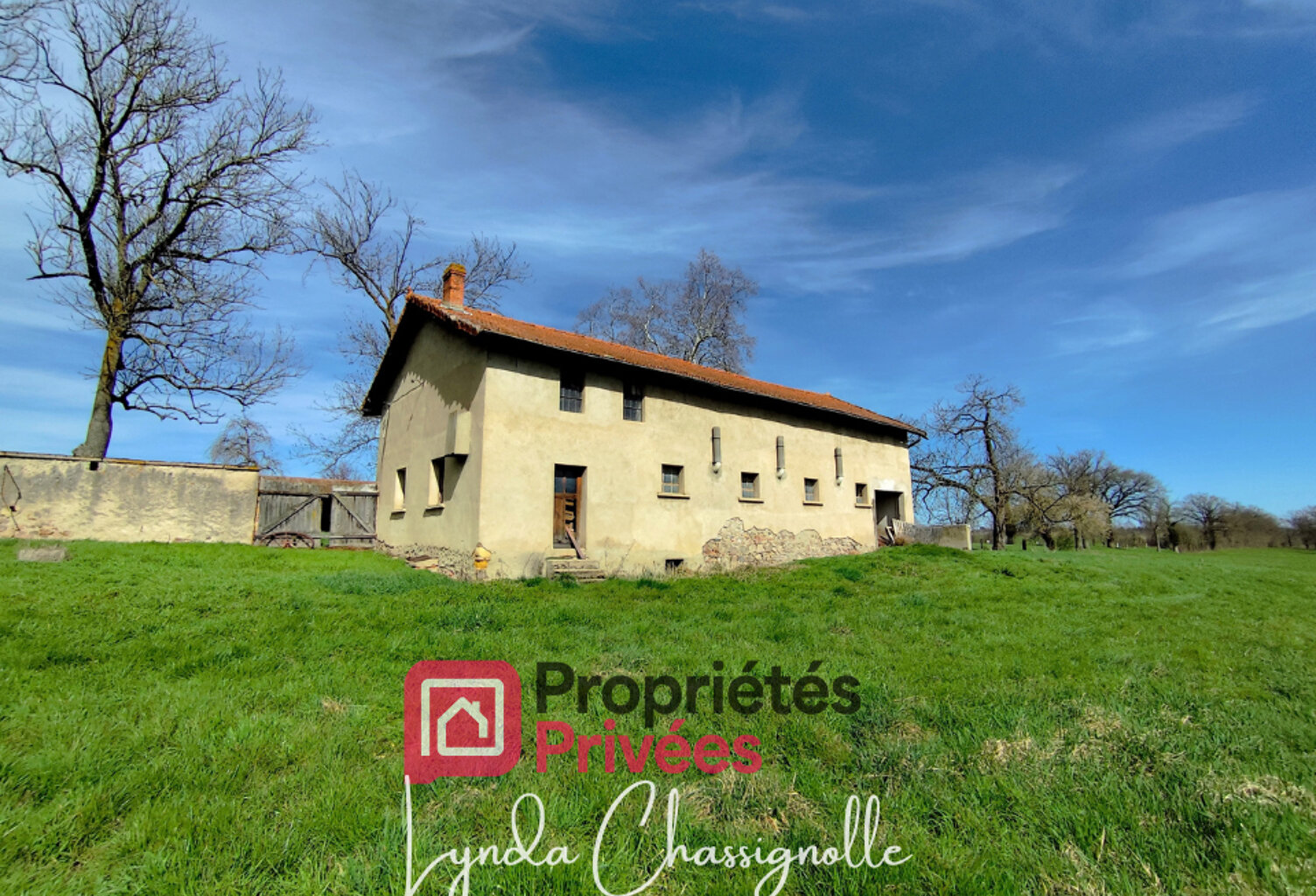 Corps de ferme à réhabiliter - Beau potentiel — photo 1