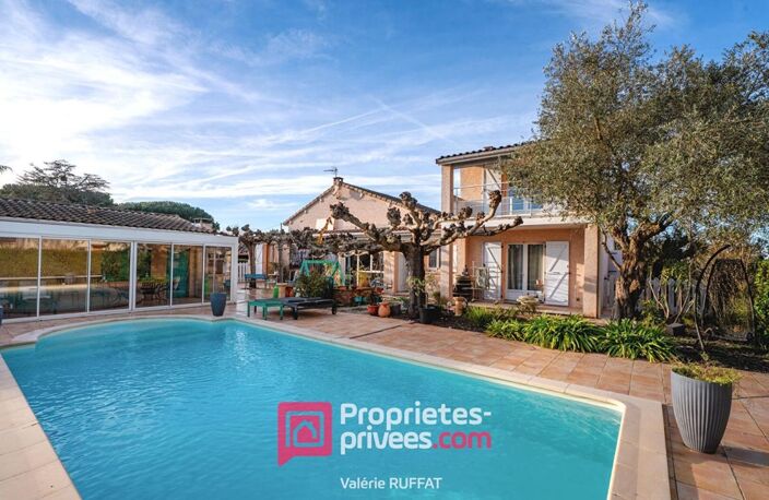 Maison  familiale Saint Jory 8 pièce(s) 190 m2 avec grand jardin et piscine — photo 2