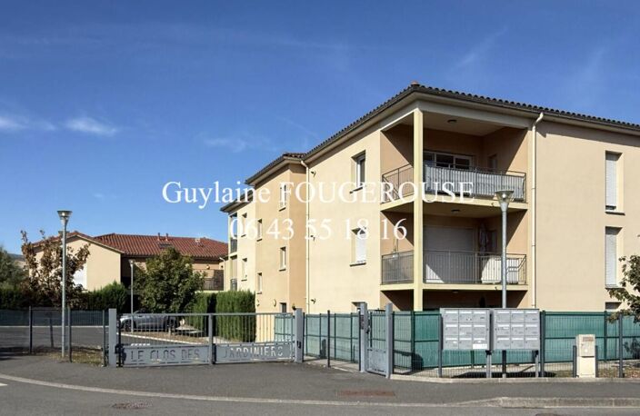 Appartement T3 lumineux avec terrasse, vue dégagée et parking sécurisé à Montbrison — photo 3