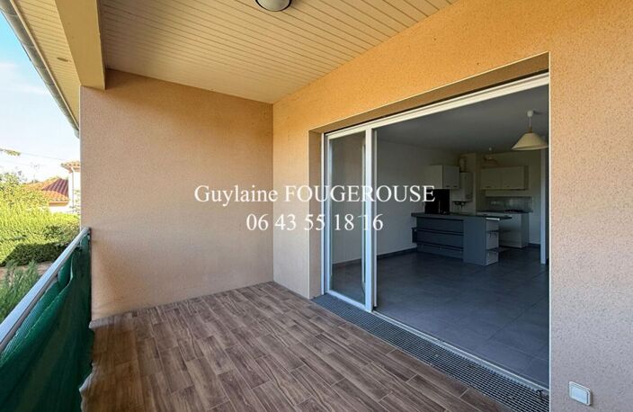 Appartement T3 lumineux avec terrasse, vue dégagée et parking sécurisé à Montbrison — photo 4