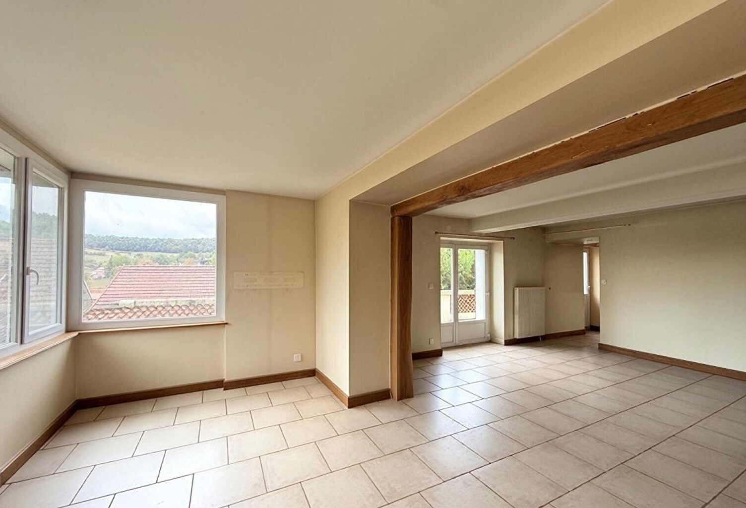 Maison à rénover - 30 minutes de Dijon - 7 pièces - 158 m2 — photo 1