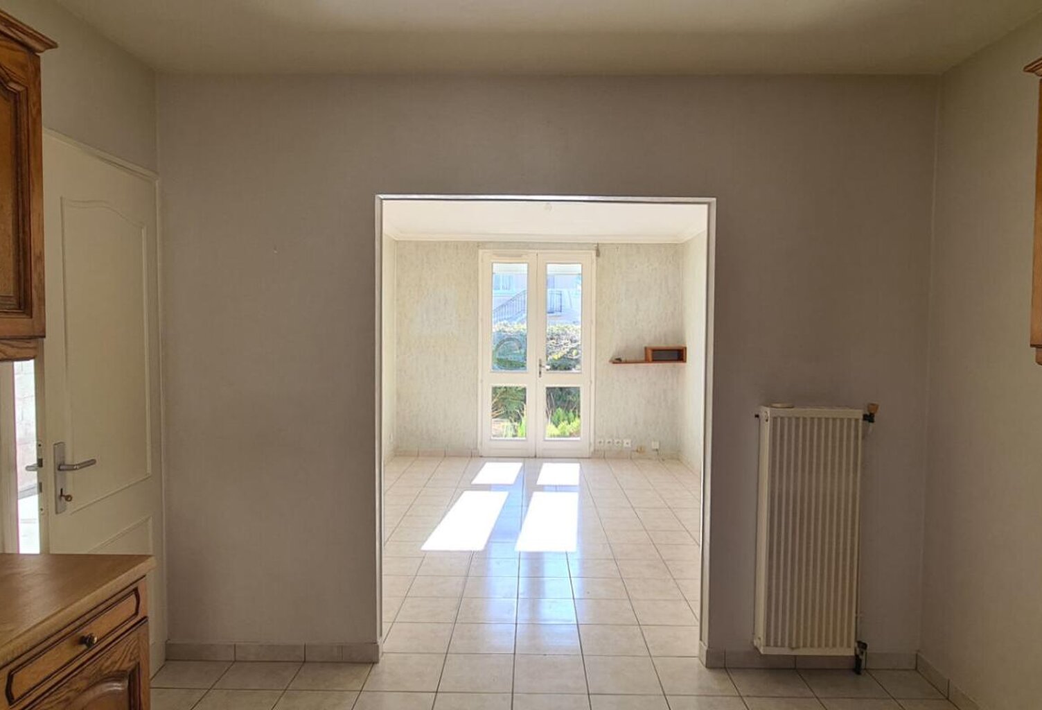 Maison Clisson 5 P . 3 Chs . Bureau . 81.29 M² . T 377 M² . Terrasse . Garage — photo 1