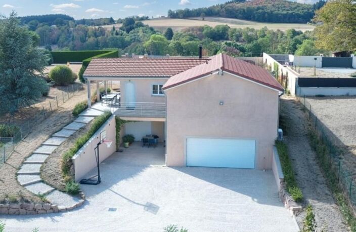 Villa moderne avec espace indépendant pour profession libérale et terrain constructible — photo 2