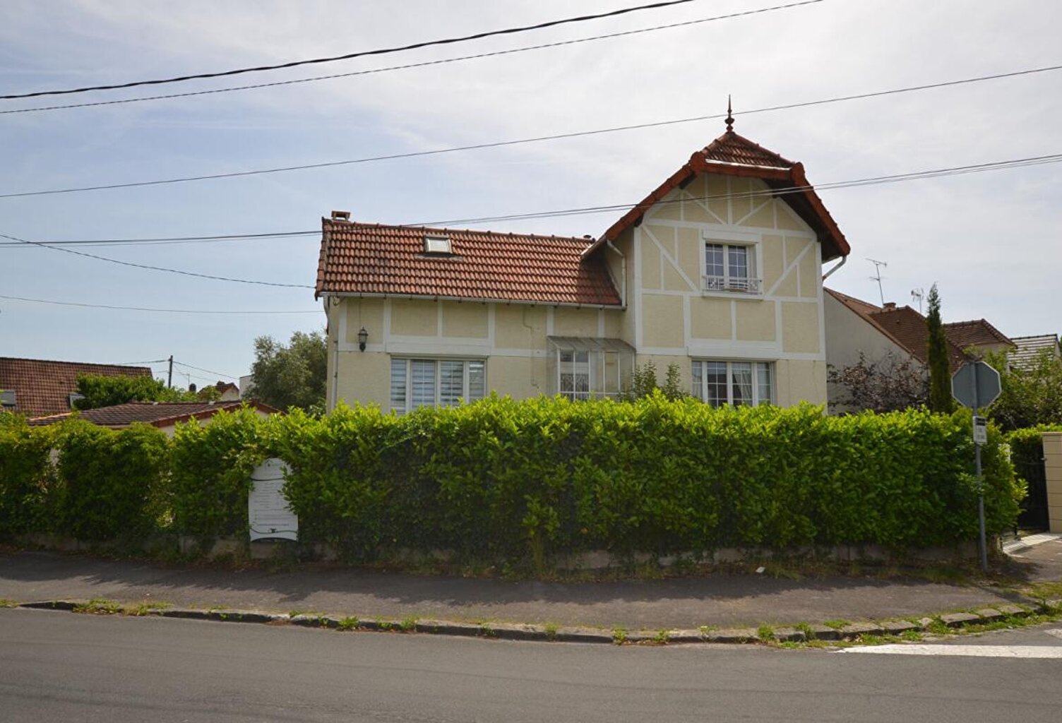 Maison Sainte Genevieve Des Bois 5 pièce(s) 80 m2 — photo 1