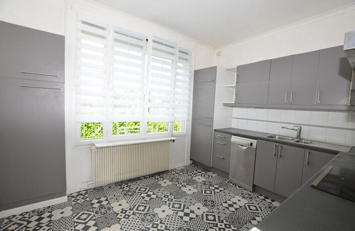 Maison Sainte Genevieve Des Bois 5 pièce(s) 80 m2 — photo 3
