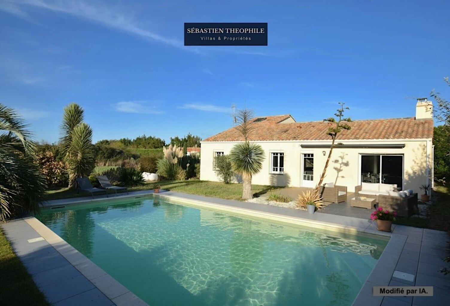 Propriété T7 avec piscine — photo 1