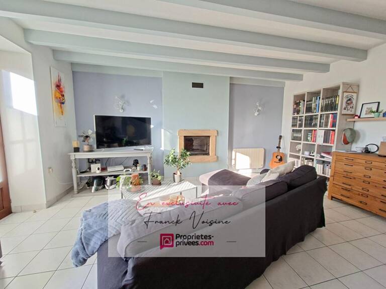 A VENDRE en Exclusivité aux Herbiers, maison de 104 m2 avec 2 chambres (possibilité 3° chambre)  et 1 bureau sur une parcelle de 575 m2 — photo 1
