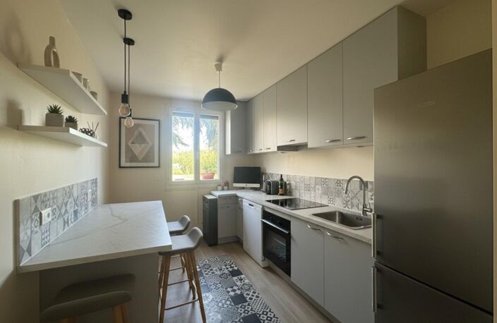 À VENDRE ? SPACIEUX APPARTEMENT FAMILIAL DE 99 m² À SAINTE-GENEVIÈVE-DES-BOIS — photo 2