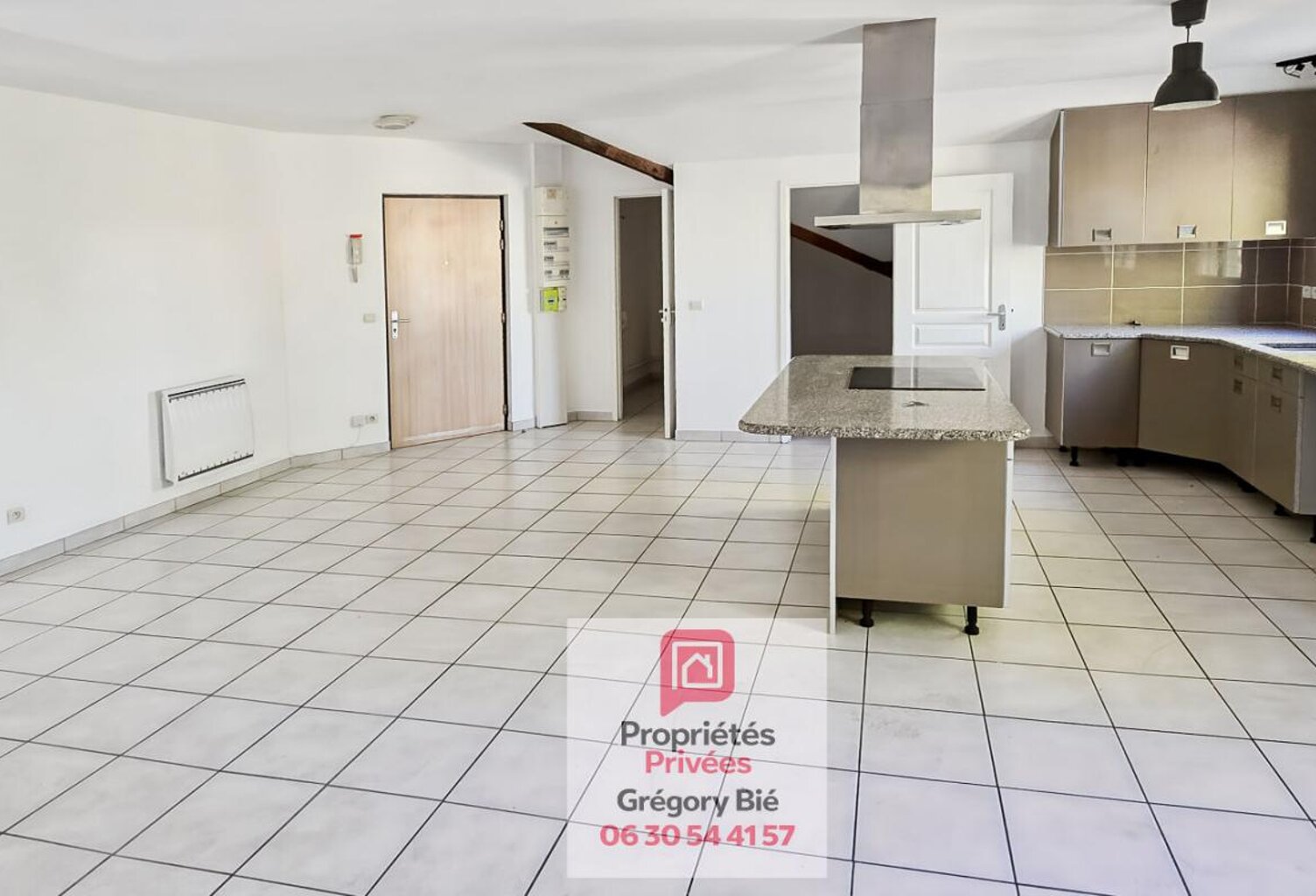 Appartement Coulommiers 4 pièce(s) 103.79 m2 — photo 1