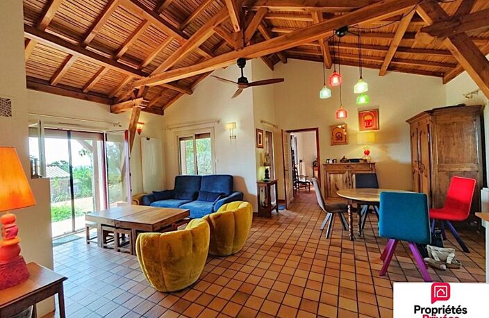 Maison d'architecte 130 m² - 5 chambres - double garage et jardin — photo 2