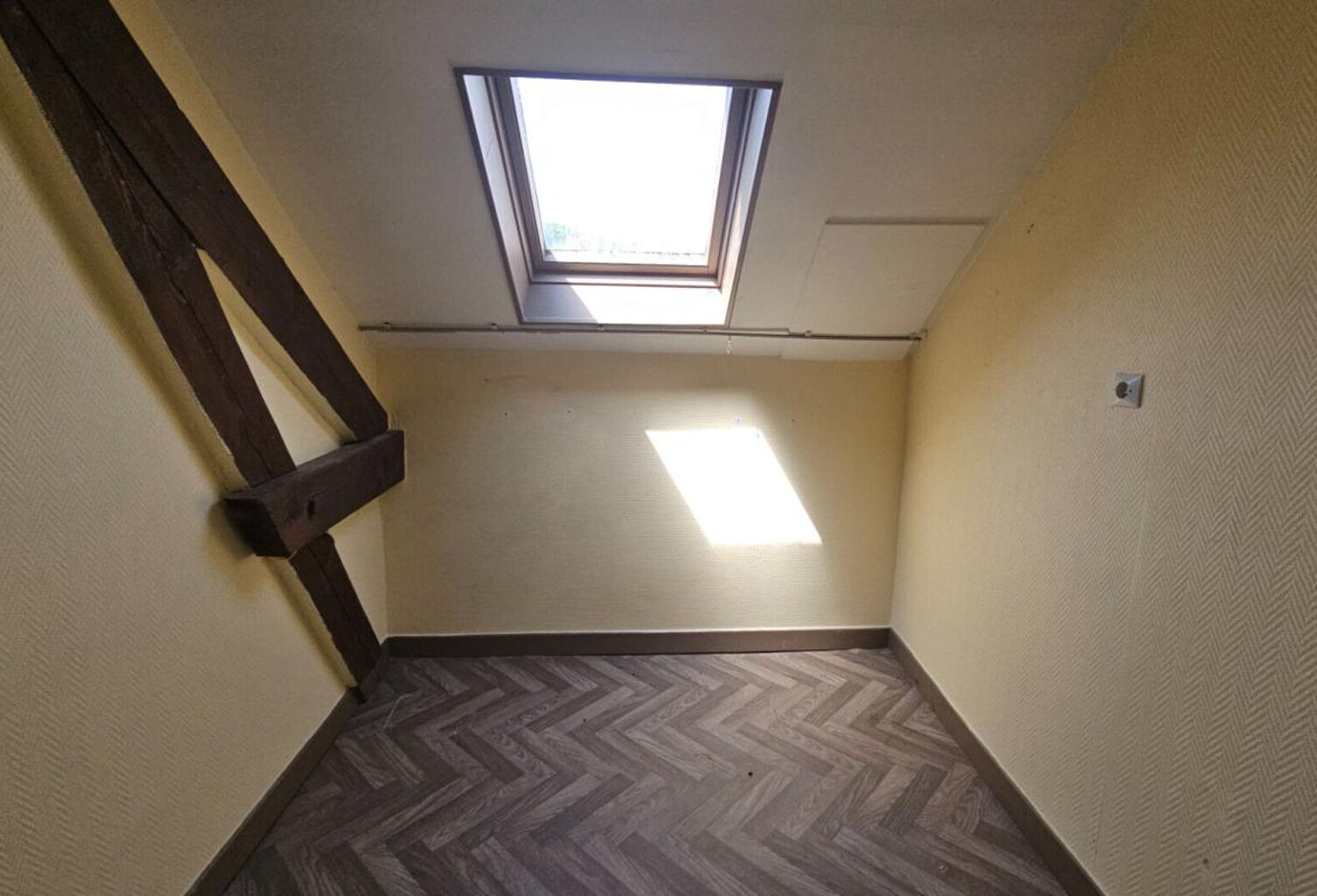 Appartement Cravanche 4/5 pièce(s) 105.67 m2 — photo 1