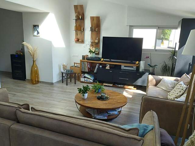 Maison Mauves Sur Loire 6 pièce(s) 145 m2 — photo du bien